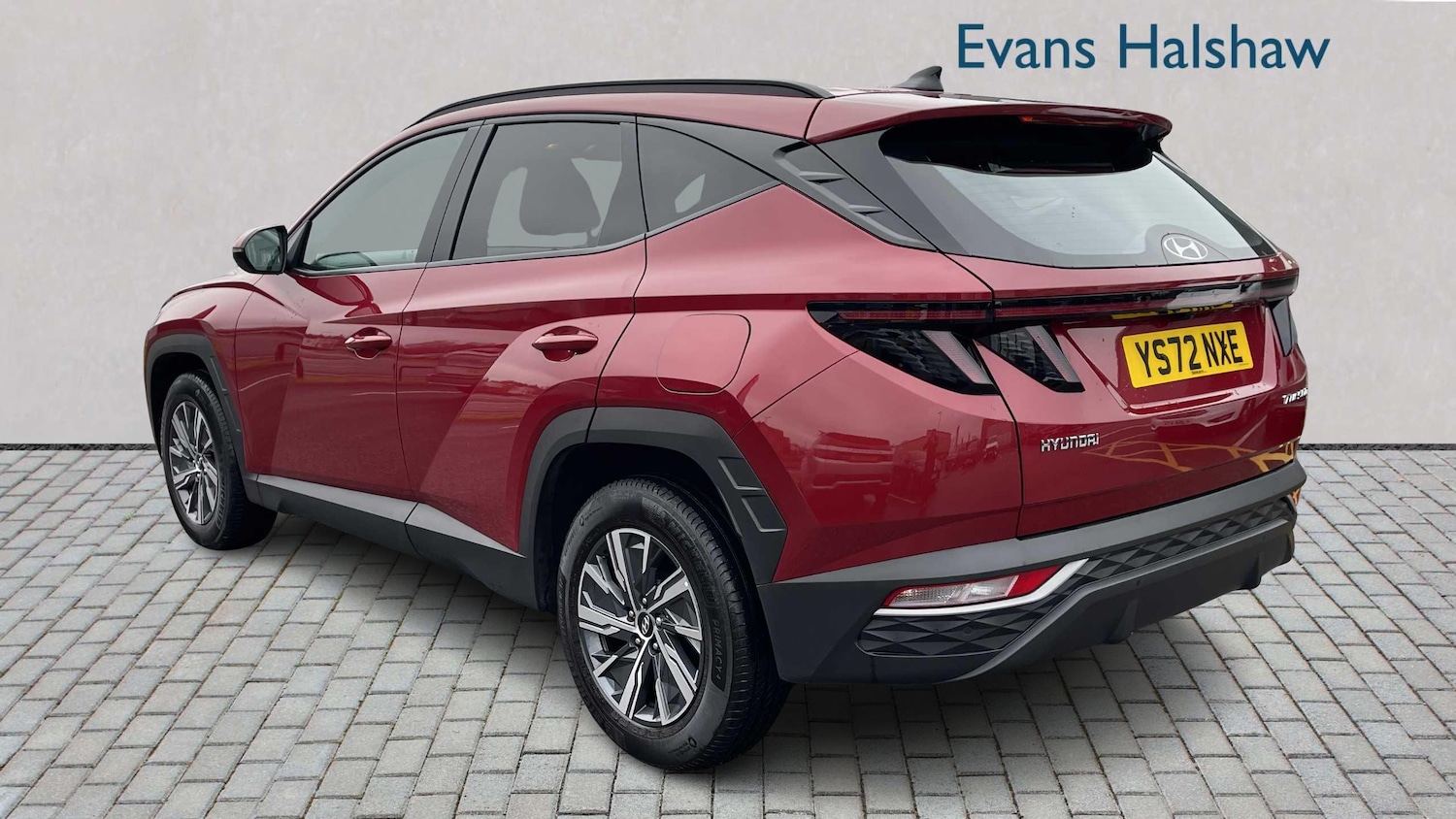 Used Hyundai TUCSON for sale - 77860100: Photo 2