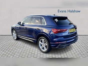 Used Audi Q3 2023 for sale - 78365285: Photo