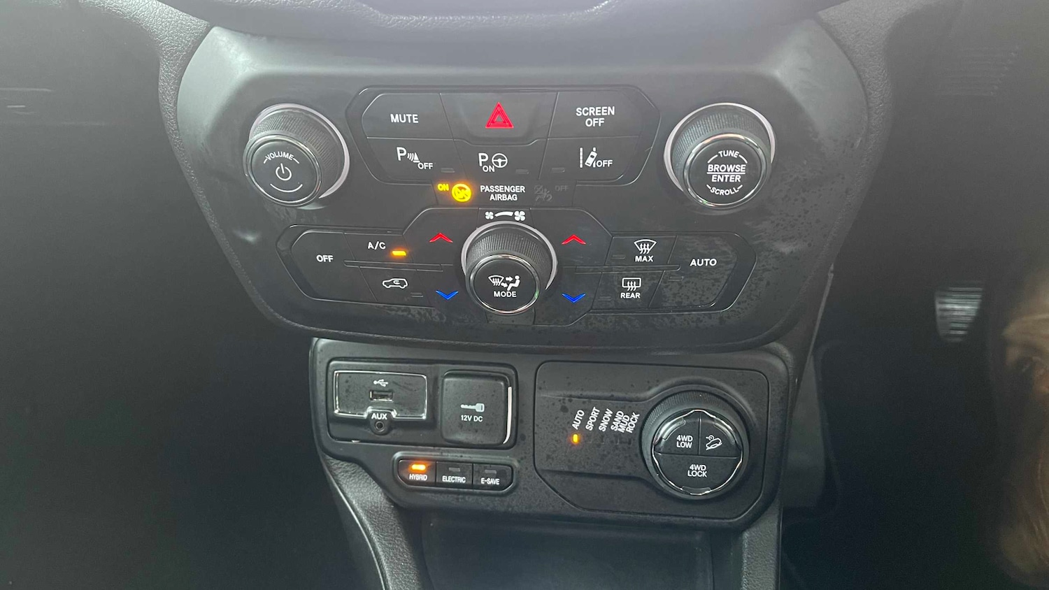 Used Jeep Renegade 2021 for sale - 77928363: Photo 19