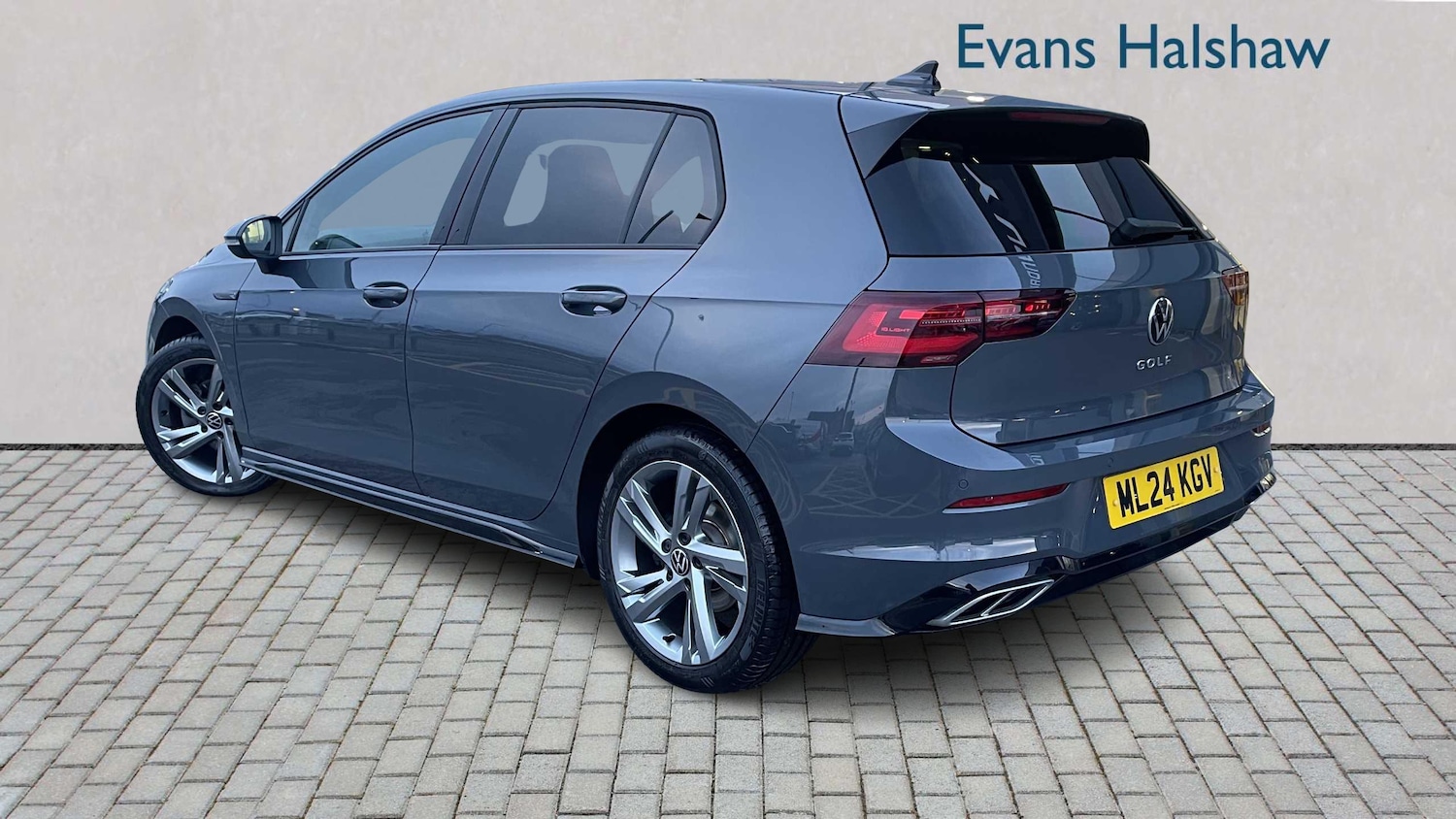 Used Volkswagen Golf 2024 for sale - 78010599: Photo 2