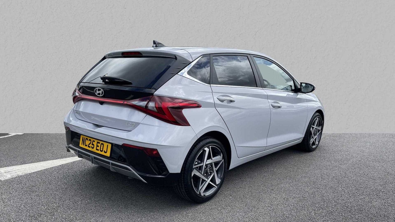 Used Hyundai i20 for sale - 77860113: Photo 3