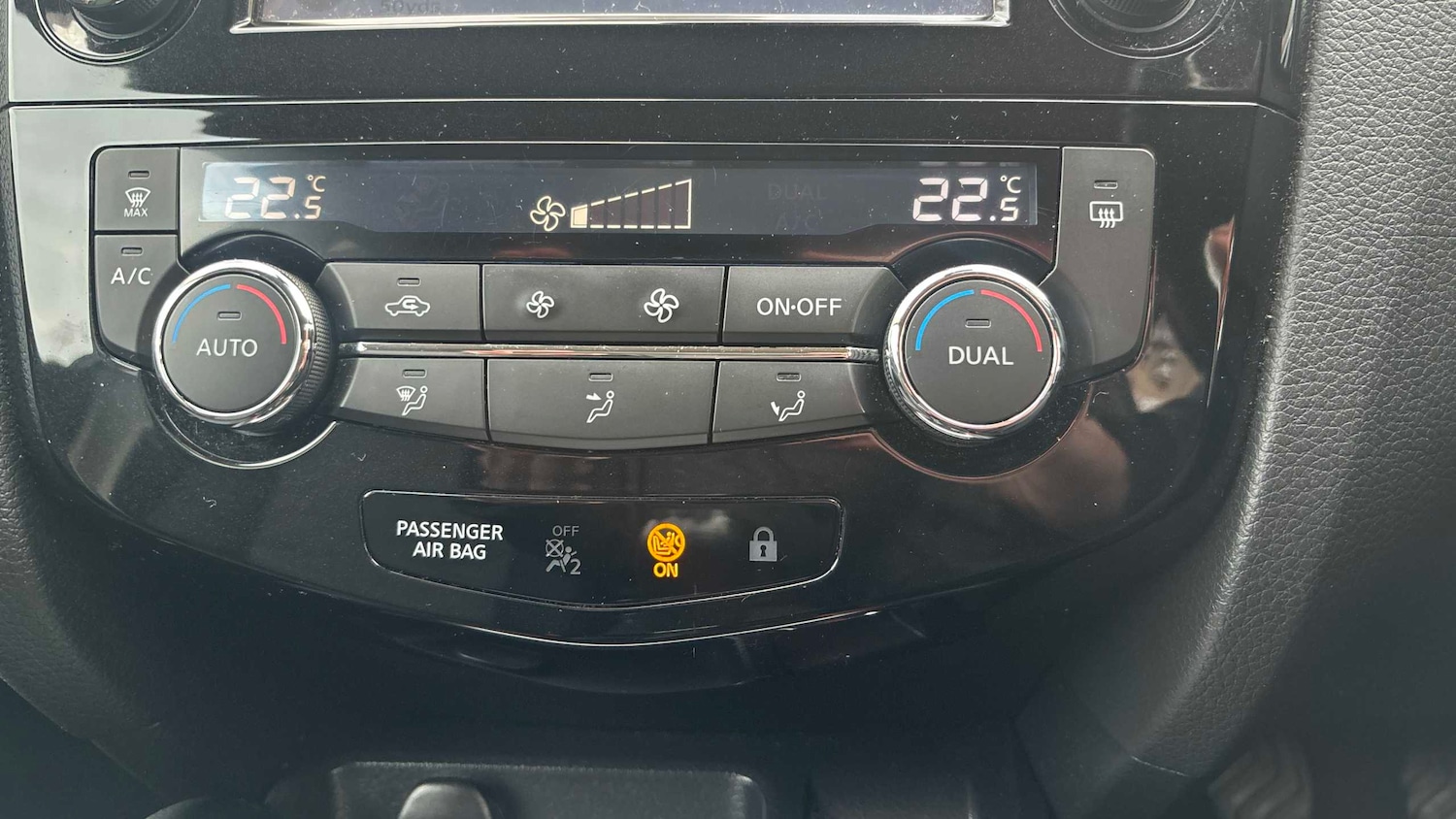 Used Nissan Qashqai 2017 for sale - 77856456: Photo 16