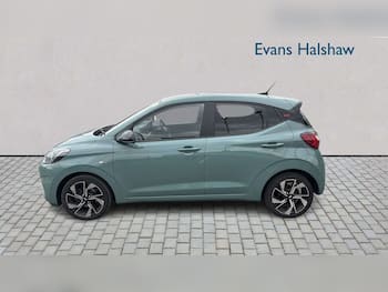 Used Hyundai i10 2023 for sale - 79637206: Photo
