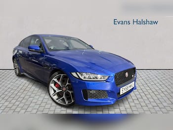 Used Jaguar XE 2018 for sale - 79878376: Photo