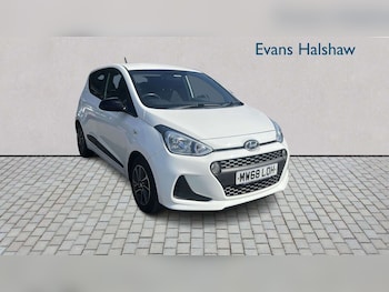 Used Hyundai i10 2018 for sale - 79270896: Photo