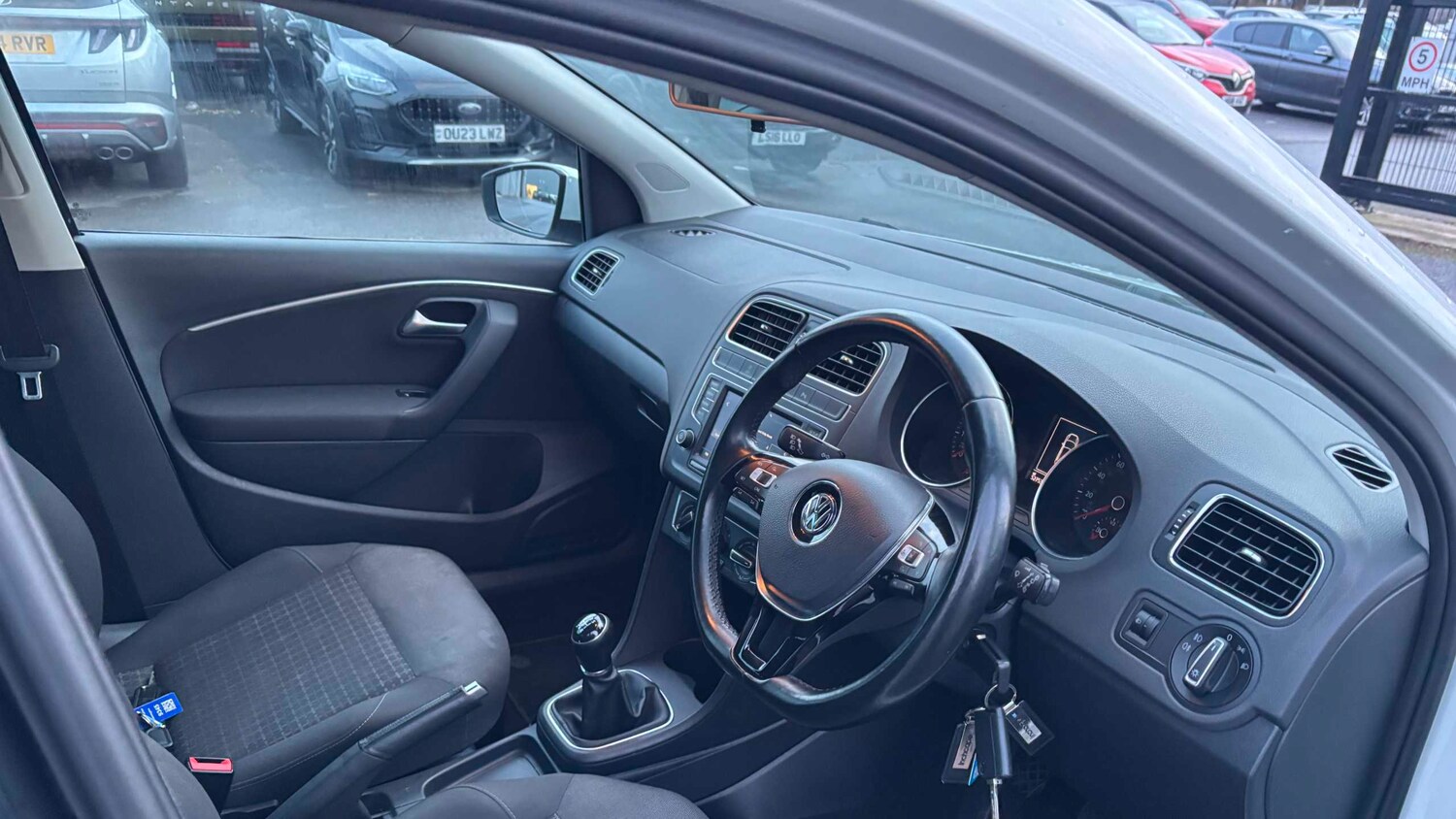 Used Volkswagen Polo for sale - 77861377: Photo 8