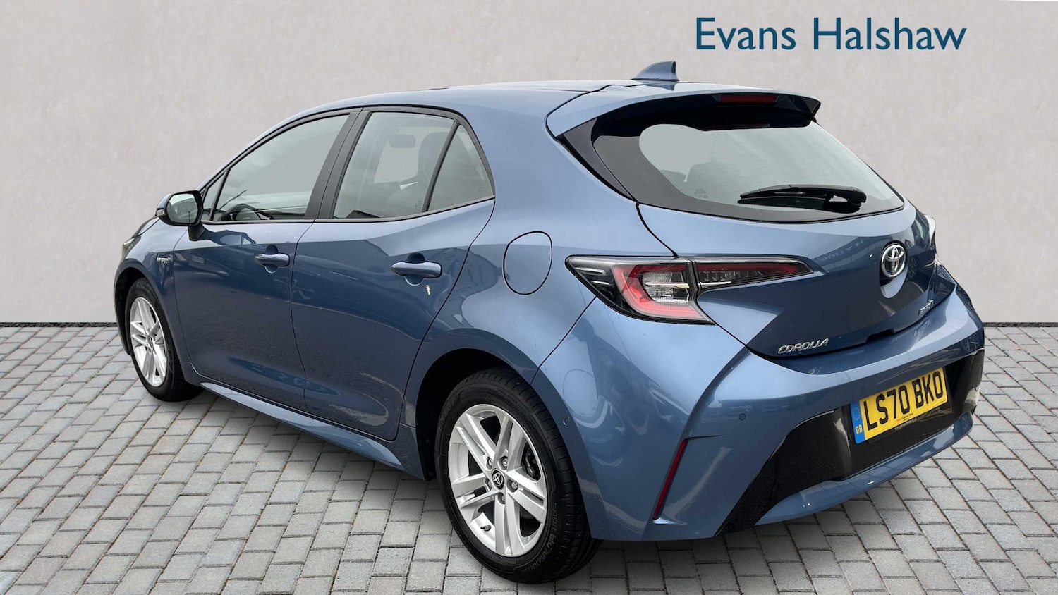 Used Toyota Corolla 2020 for sale - 77858335: Photo 3