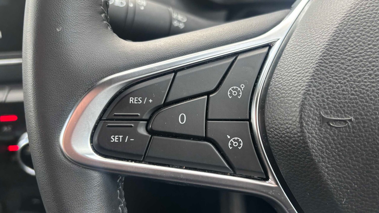 Used Renault Captur 2024 for sale - 78024457: Photo 16