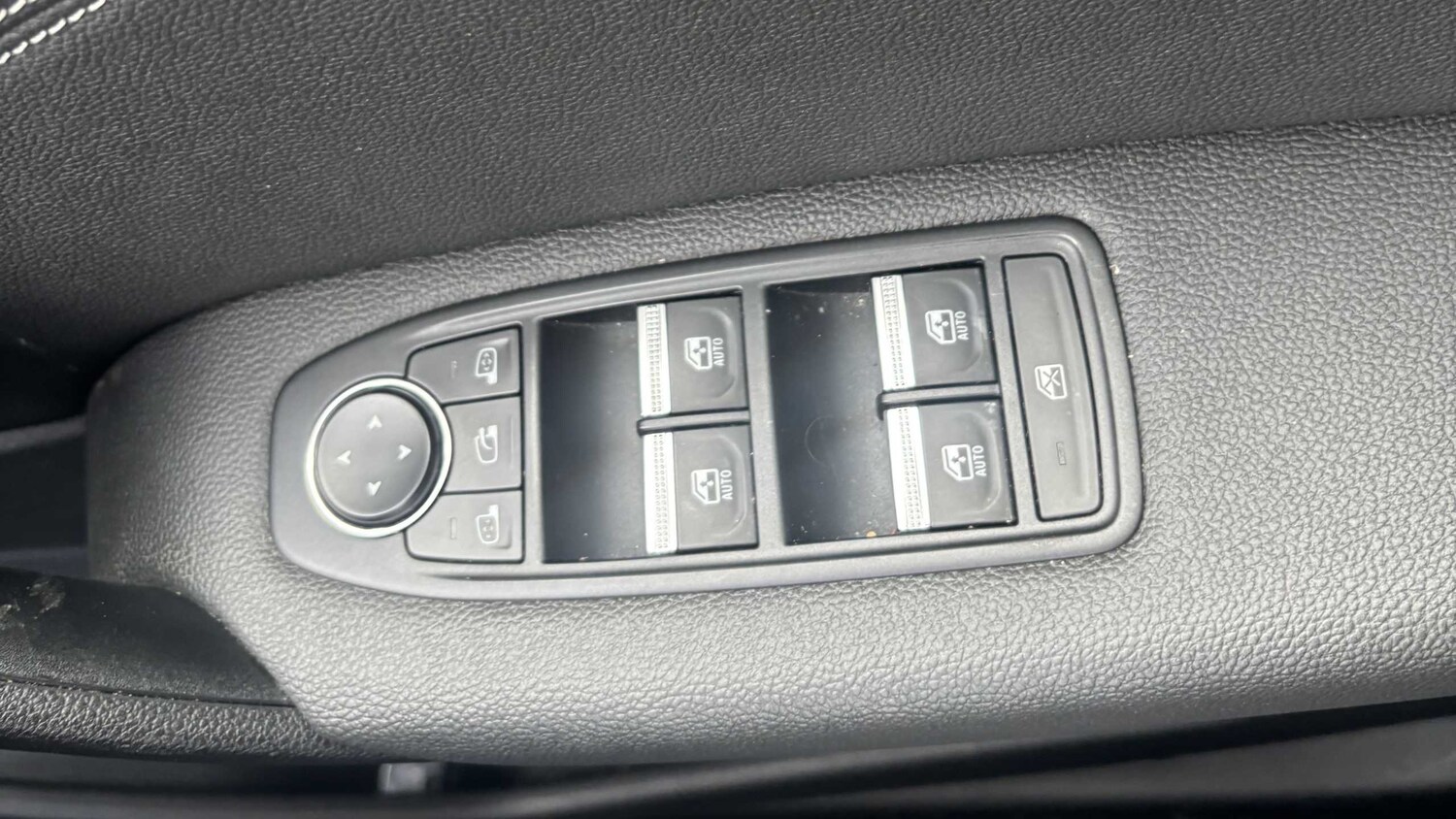 Used Renault Captur 2024 for sale - 78024457: Photo 20