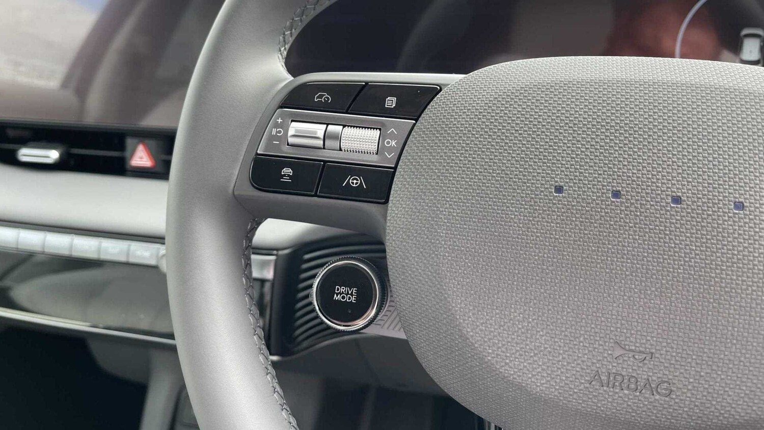 Used Hyundai IONIQ 5 2025 for sale - 77860444: Photo 24