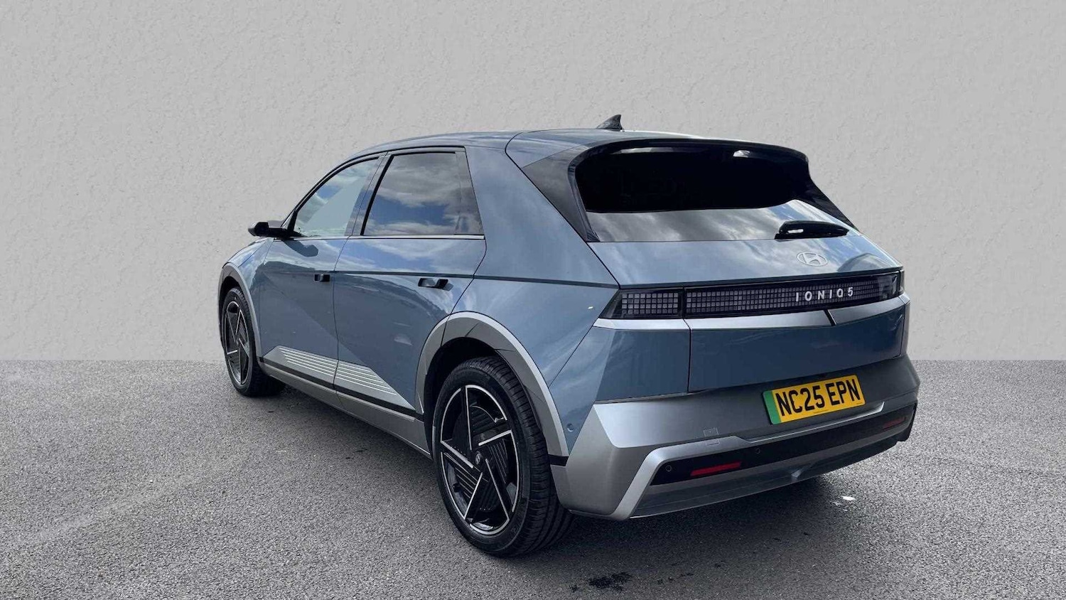 Used Hyundai IONIQ 5 2025 for sale - 77860444: Photo 5