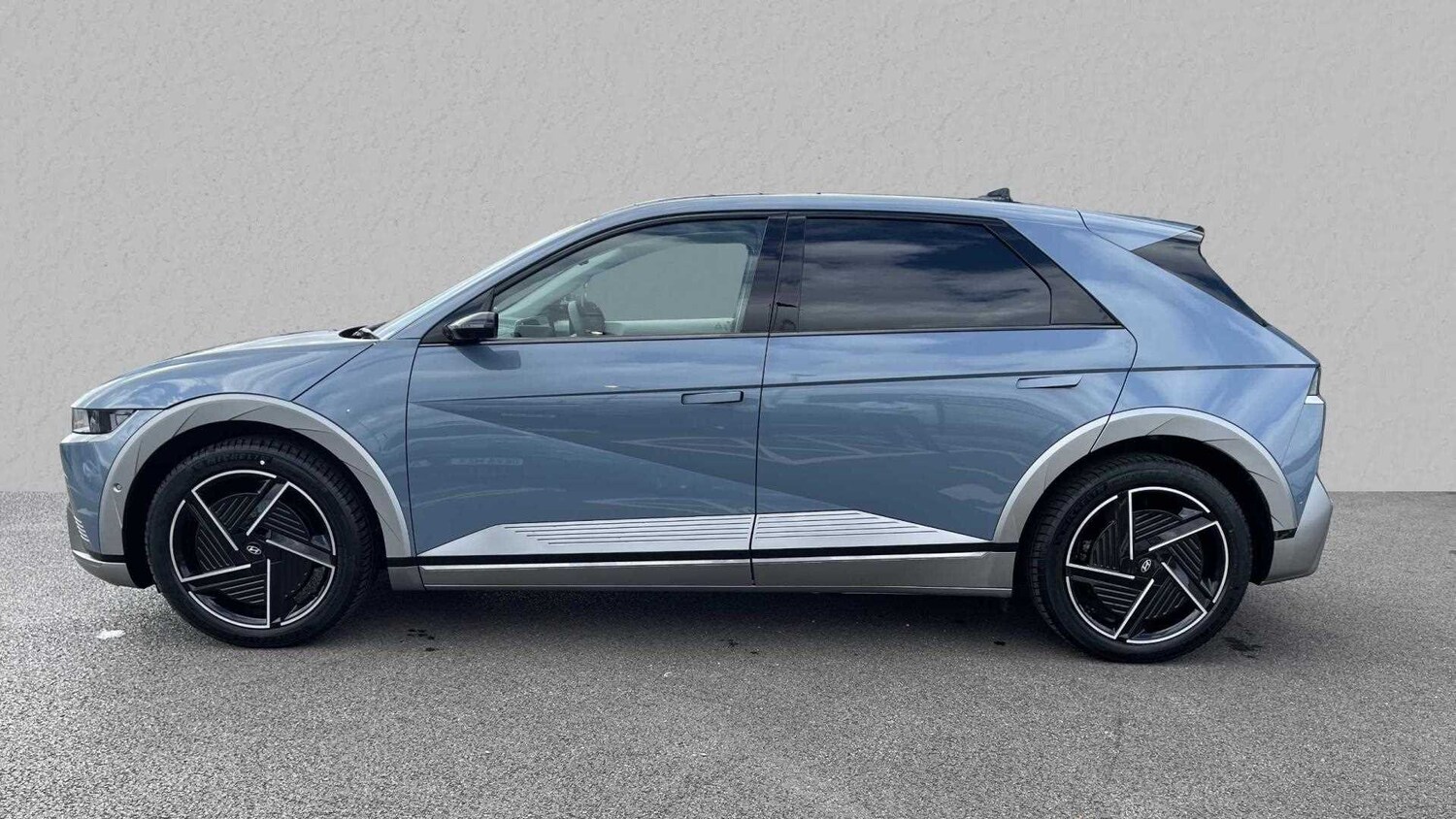 Used Hyundai IONIQ 5 2025 for sale - 77860444: Photo 6