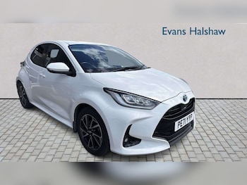 Used Toyota Yaris 2021 for sale - 78857197: Photo