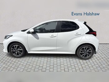 Used Toyota Yaris 2021 for sale - 78857197: Photo
