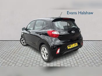 Used Hyundai i10 2022 for sale - 79702472: Photo