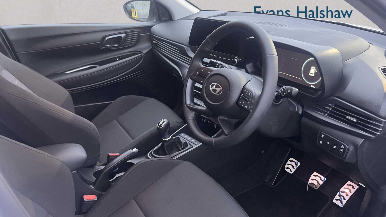 Used Hyundai BAYON 2025 for sale - 77859671: Photo 6