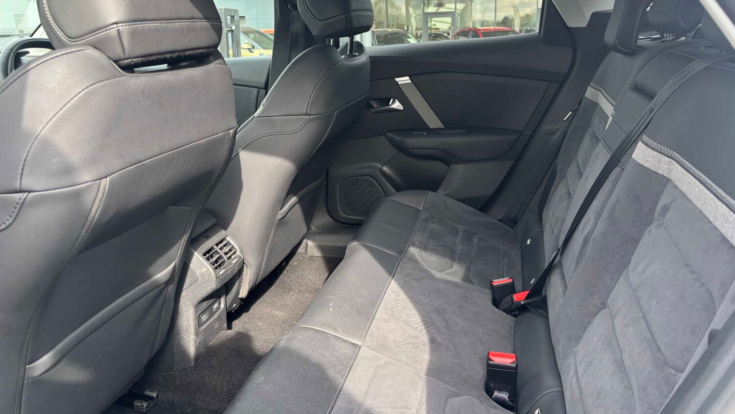 Used Citroen C4 2023 for sale - 78118600: Photo 10