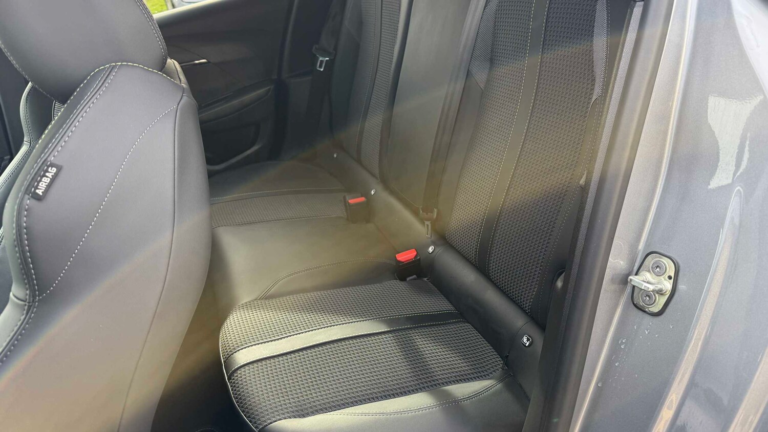 Used Peugeot 208 2022 for sale - 77856892: Photo 11