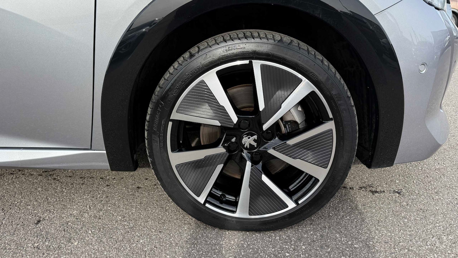 Used Peugeot 208 2022 for sale - 77856892: Photo 4