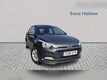 Used Hyundai i20 2018 for sale - 79015189: Photo