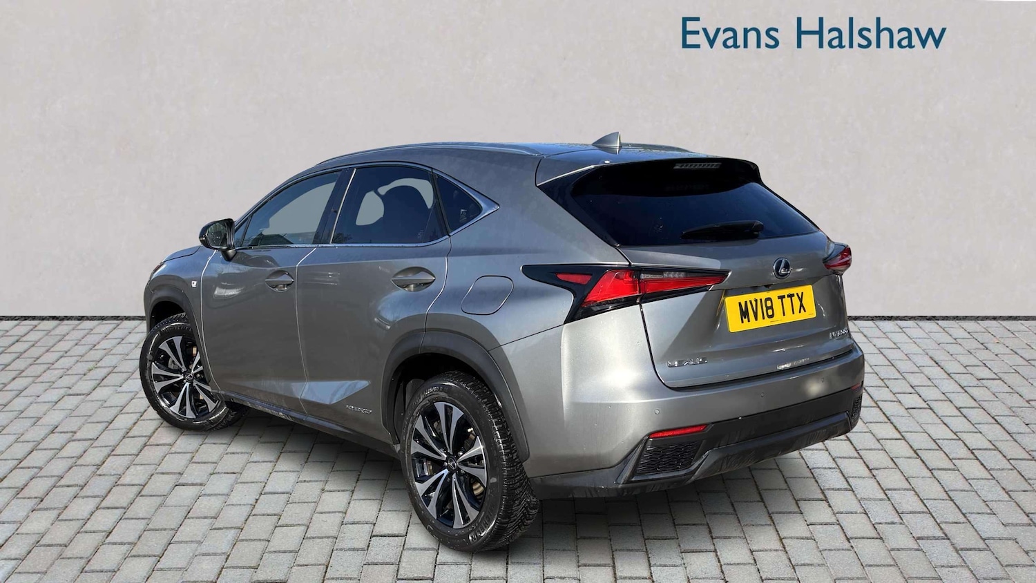 Used Lexus NX 2018 for sale - 78118975: Photo 2