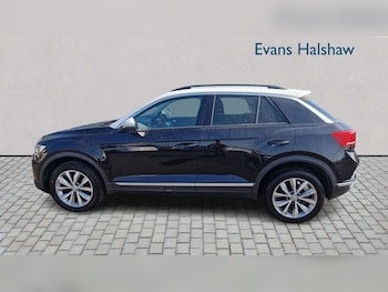 Used Volkswagen T-Roc 2019 for sale - 79109177: Photo