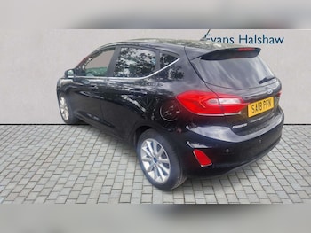 Used Ford Fiesta 2018 for sale - 79035592: Photo