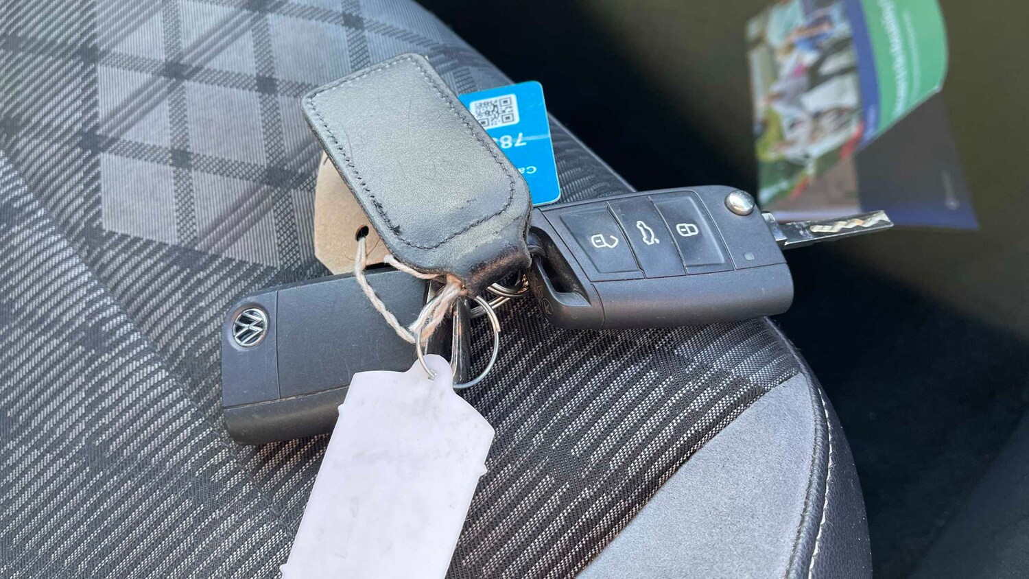 Used Volkswagen T-Roc for sale - 77861447: Photo 24