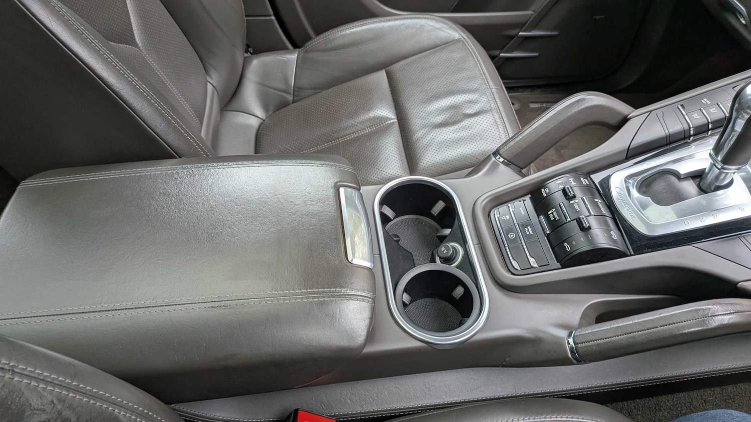 Used Porsche Cayenne 2016 for sale - 78010525: Photo 25