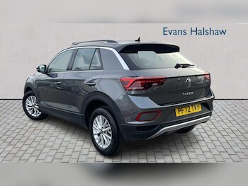 Used Volkswagen T-Roc 2023 for sale - 77861153: Photo