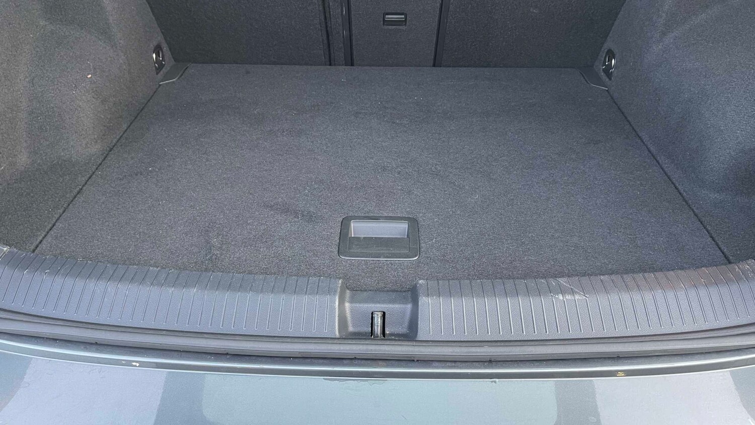 Used Volkswagen T-Roc for sale - 77861153: Photo 9