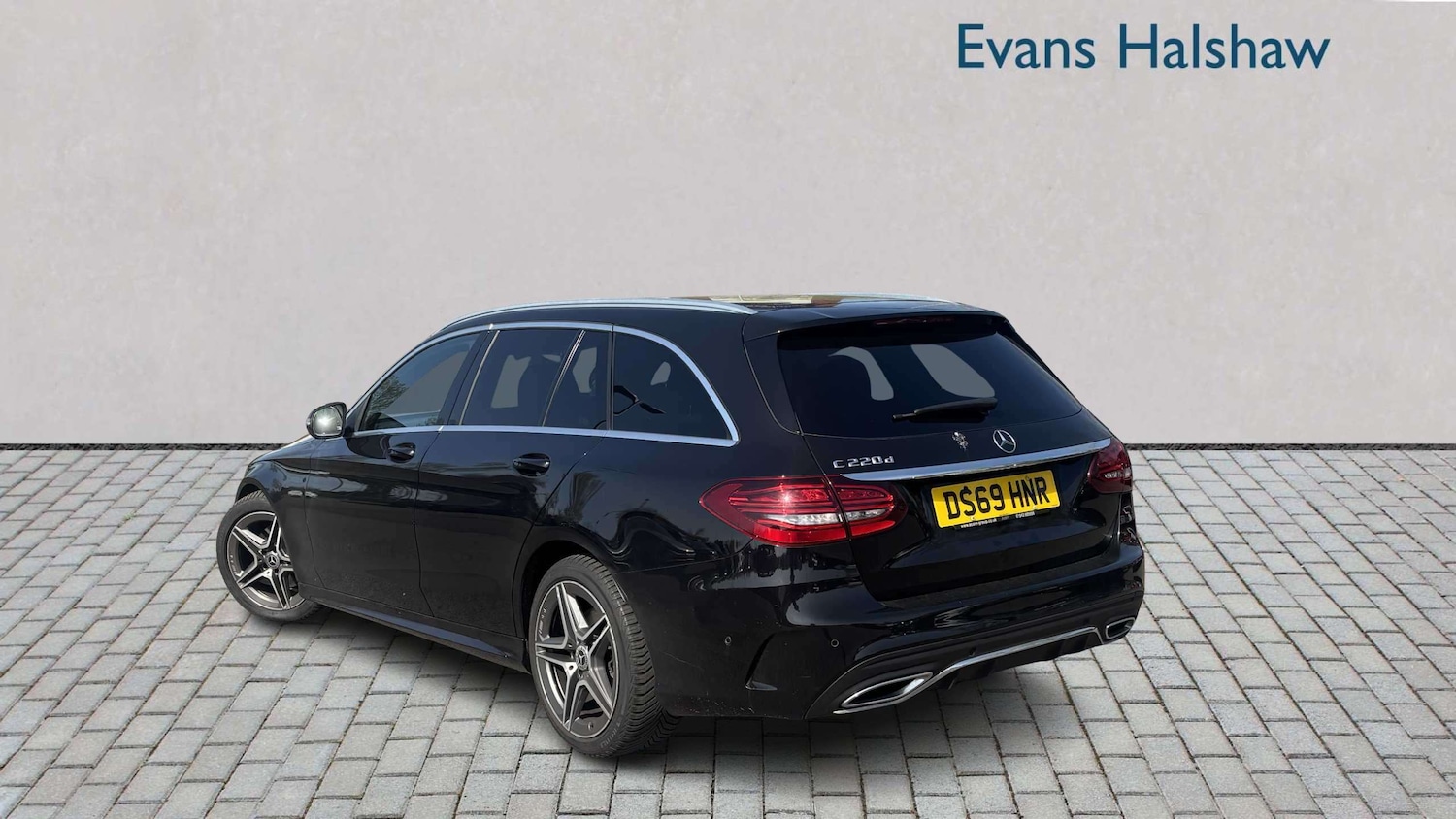 Used Mercedes-Benz C Class 2019 for sale - 78173533: Photo 2