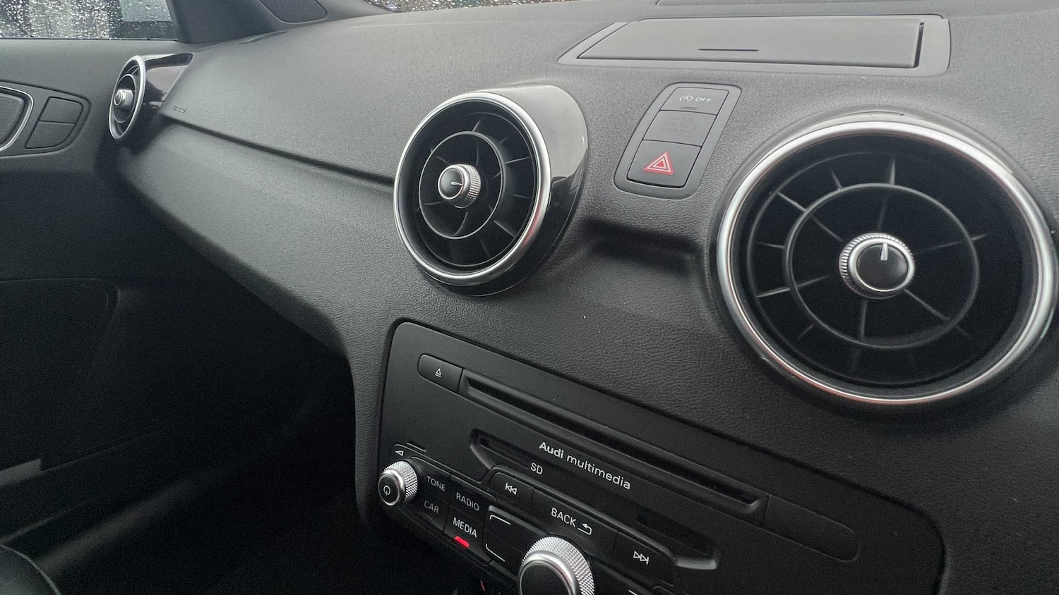 Used Audi A1 for sale - 77862131: Photo 17