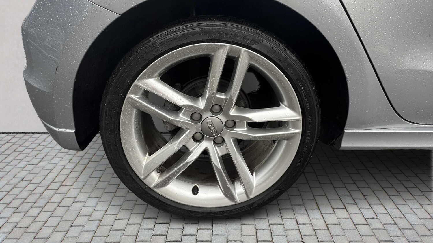 Used Audi A1 for sale - 77862131: Photo 8