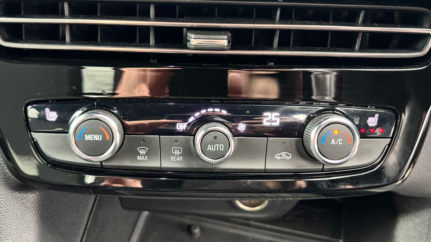 Used Vauxhall Mokka for sale - 77860785: Photo 17