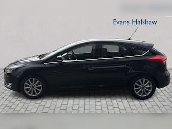 Used Ford Focus 2017 for sale - 79702611: Photo