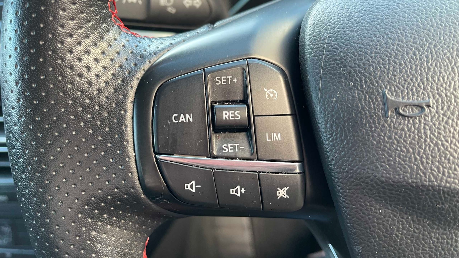 Used Ford Focus 2018 for sale - 78024363: Photo 20