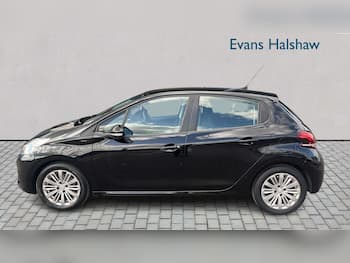 Used Peugeot 208 2018 for sale - 79624485: Photo