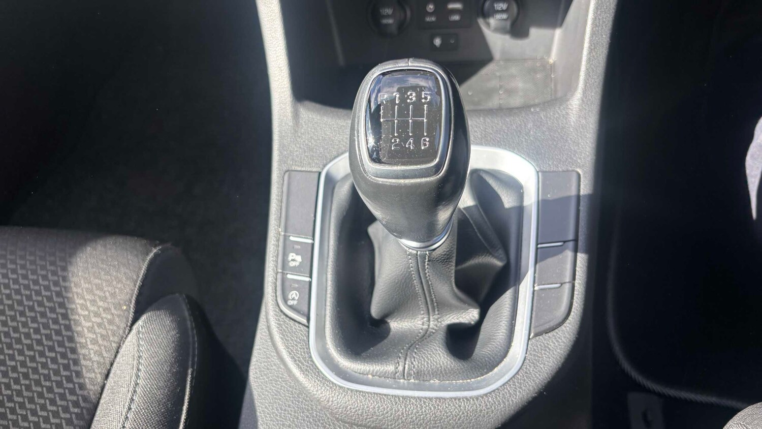 Used Toyota C-HR 2023 for sale - 78173970: Photo 15