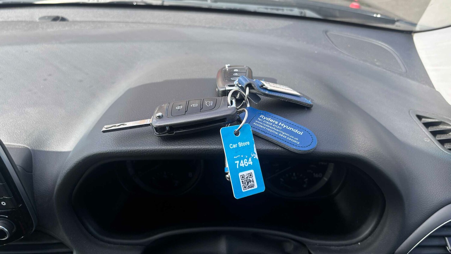 Used Toyota C-HR 2023 for sale - 78173970: Photo 20