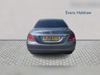 Used Mercedes-Benz C Class 2019 for sale - 79239322: Photo