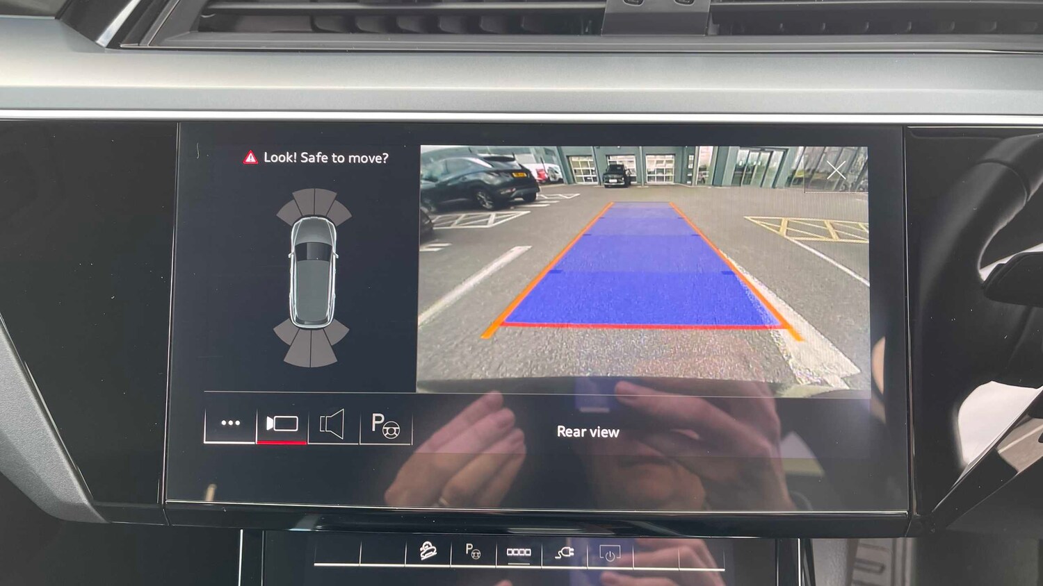 Used Audi e-tron 2022 for sale - 77857011: Photo 26