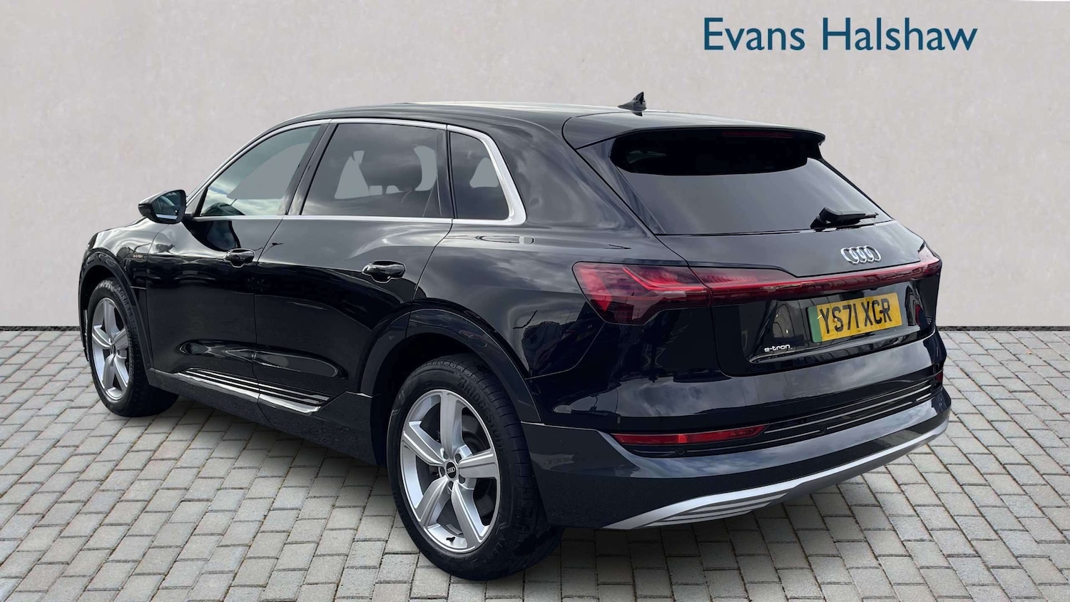 Used Audi e-tron 2022 for sale - 77857011: Photo 3