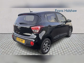 Used Hyundai i10 2018 for sale - 79535439: Photo