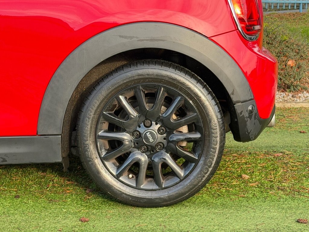 Used MINI Hatch 2018 for sale - 76962358: Photo 9