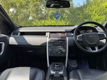 Used Land Rover Discovery Sport 2017 for sale - 75149276: Photo