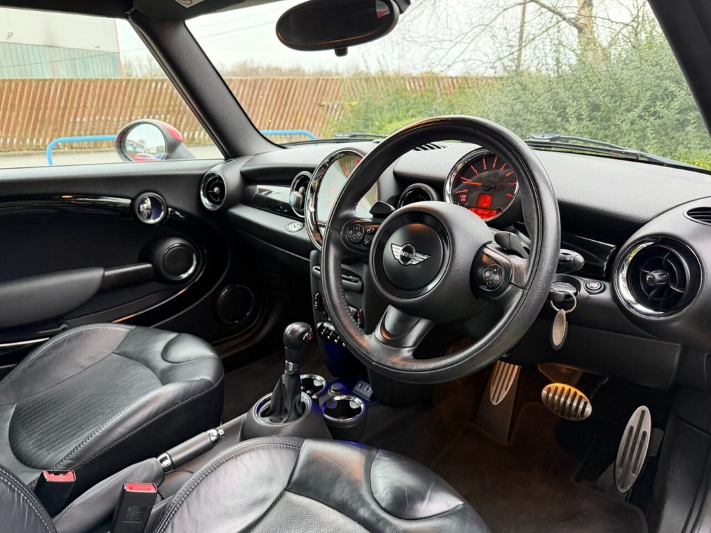 Used MINI Convertible 2014 for sale - 77020488: Photo 18