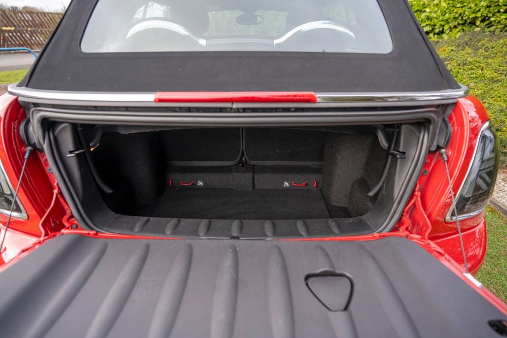 Used MINI Convertible 2014 for sale - 77020488: Photo 41