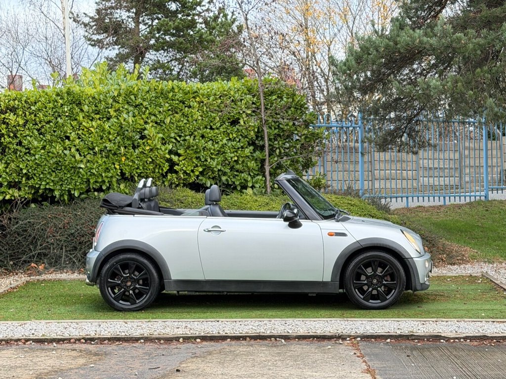 Used MINI Convertible 2006 for sale - 77020371: Photo 12