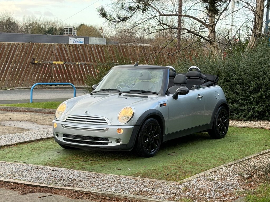 Used MINI Convertible 2006 for sale - 77020371: Photo 13